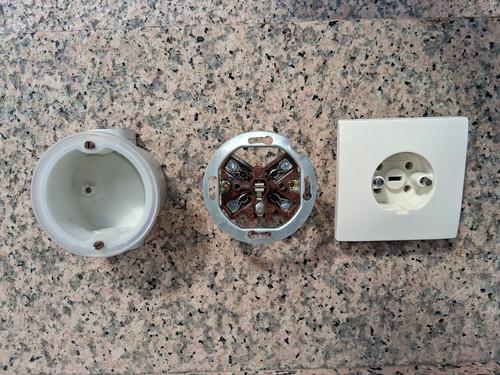 Perilex steckdose merten - perilex,